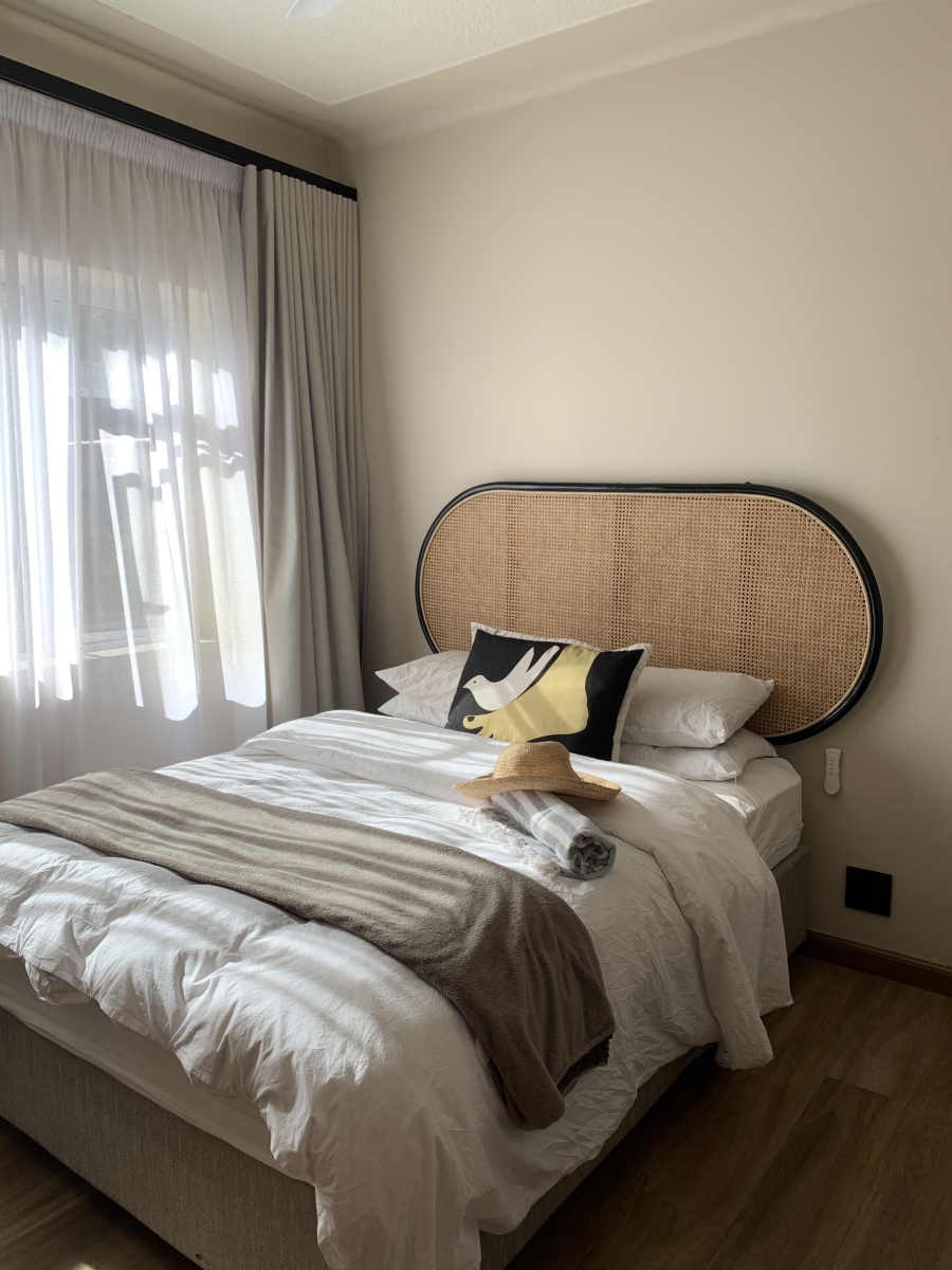 To Let 3 Bedroom Property for Rent in Sea Point Western Cape